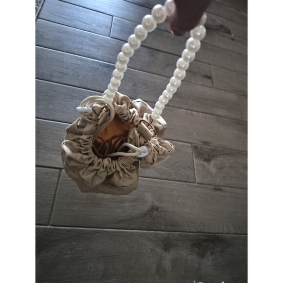 Anissyia Handbags - Anissyia Women's Scrunch Mini Bag Satiny Finish Beige